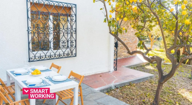 Апартаменты с 2 комнатами Lemon Apartment With Garden and Sea View by Wonderful Italy