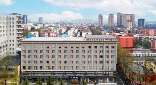 Starway Hotel (Jincheng Zezhou Road Xinfengzhan)