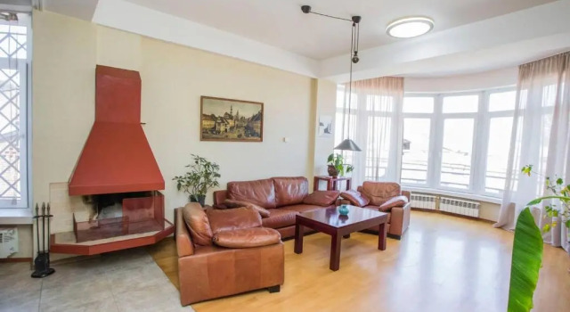 Апартаменты 1BR apartment with balcony on Mtatsminda