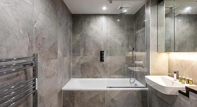 Апартаменты с балконом Icon Tower Flat VI