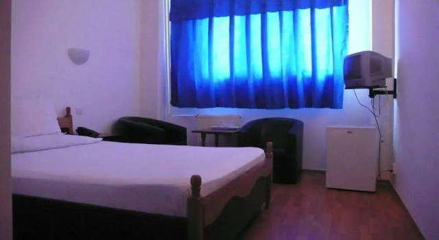 Hotel Uranus, Prenota Hotel Settore 1 Bucarest, vicino a Eroilor Park