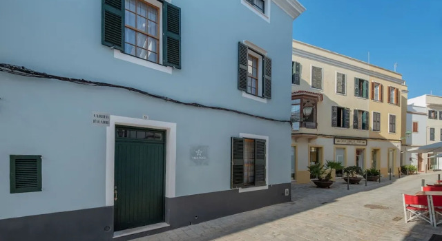 Hotel Tres Tocs, Varaa Hotelli Hotellit keskustassa Ciutadella, hotellit keskustassa Ciutadella