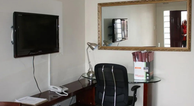 Nomads Court - Mass Media, Book Hotel Hotels in Lusaka with Parking, Parking