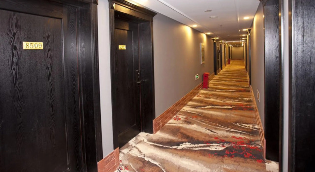 Beijing Ruisi Shanhai Hotel, Book Hotel Hoteller i Beijing Province med parkering, Parkering