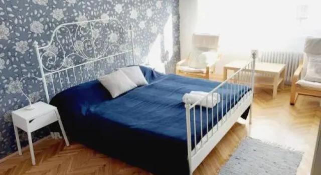 Eozin Apartman, Prenota Appartamento Pécs 
