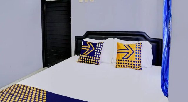 Camera Economy OYO Life 92353 Purnama Syariah Guest House