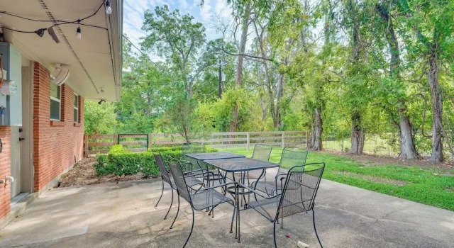 Walk to Texas A&m: College Station Home w/ Yard!, Reserva ahora Casa o chalet College Station Texas