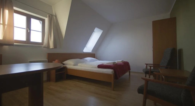 Kramářova chata, Rezerwuj Hotel Hotele w Kraj hradecki z parkingiem, Parking