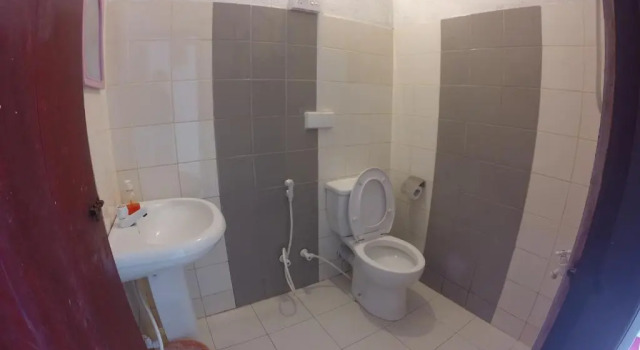 Кровать в общем номере (женский номер) Kandy Backpackers Hostel