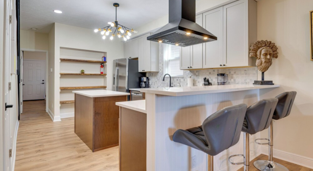 3 Mi to Dtwn: Dual-unit Home in Indianapolis!