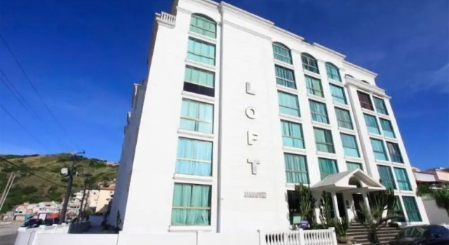 LOFT NA PRAINHA EM Arraial do Cabo, Забронировать Отель Арраял-ду-Кабу Lagos Region, рядом с Little Beach