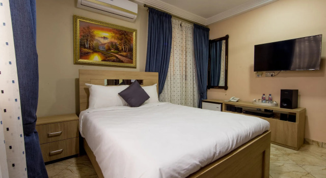 Bays Luxury Lodge