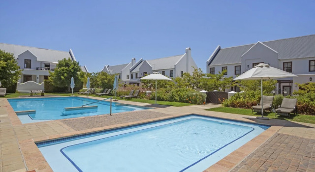 Winelands Golf Lodges 35, Забронировать Дом для отпуска Коттеджи Стелленбос, рядом с De Zalze Golf Club, Коттедж