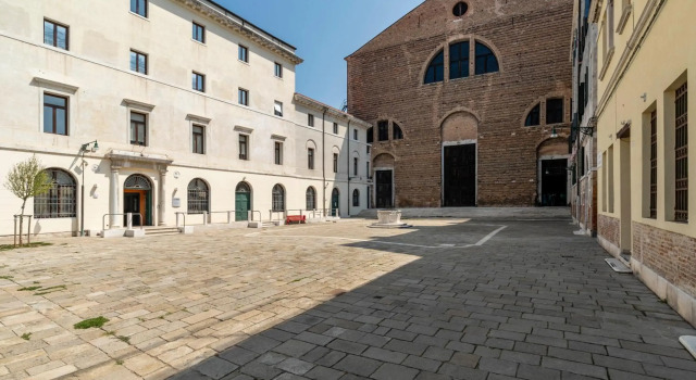 Ca’ Cappello Venetian Apartment M02074212072, Забронировать Апартаменты/квартира Апартаменты Венеции, рядом с Старые Прокурации, Апартаменты/квартира