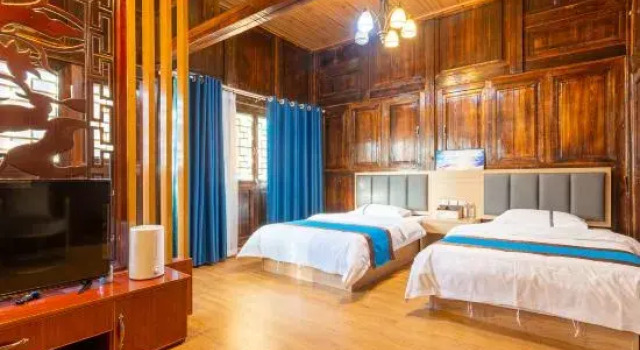 Batang Century Theme Hotel, Book Hotel Batang Sichuan