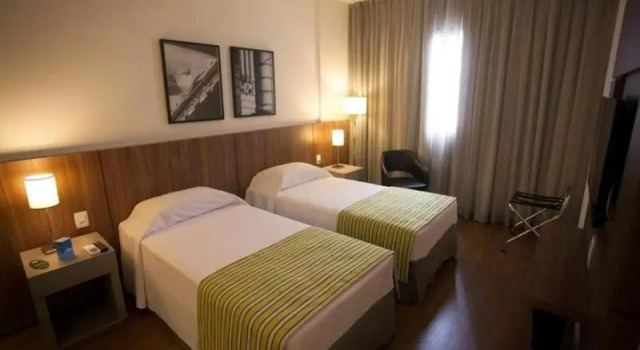 Двухместный клубный номер Standard с балконом Hotel Vivenzo Savassi Belo Horizonte