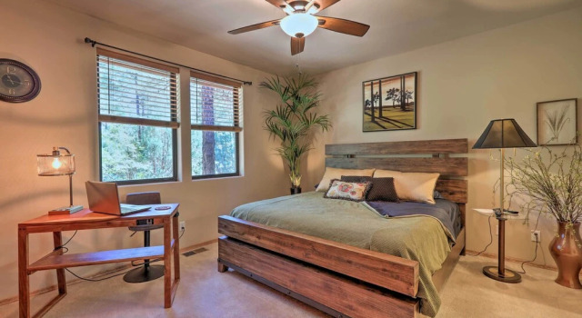 Апартаменты Pet-friendly Show Low Townhome w/ Deck & Grill!