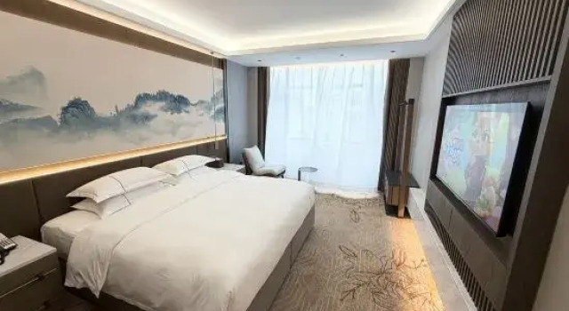 Люкс Superior Qinghua Hotel