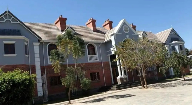 Roma Gardens, Reservar Hotel Lusaka Zâmbia