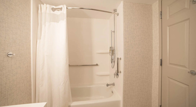 Четырёхместный номер Standard Holiday Inn Express Porterville by IHG
