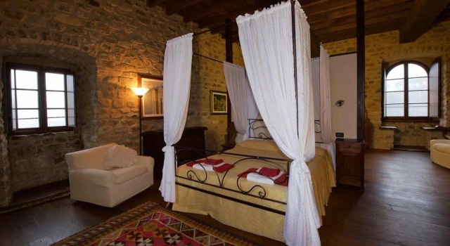 Castello dell'Aquila, Book Hotel SPA-hoteller i Lunigiana, SPA
