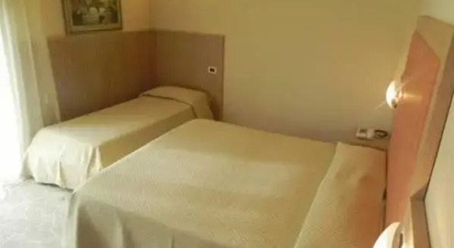 Hotel Nuova Sabrina, Reserva ahora Hotel Hoteles en Versilia con piscina, Piscina
