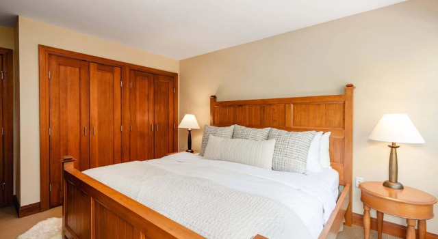 Harmony Chalet at Montebello, Book Chalet Whistler Britisk Columbia