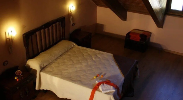 Casa Rural El Almendro De Maria, Забронировать Отель Понферрада El Bierzo