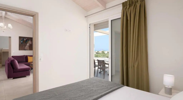 Вилла Alba Bianca Villa, Family Retreat with Heated Pool By ThinkVilla