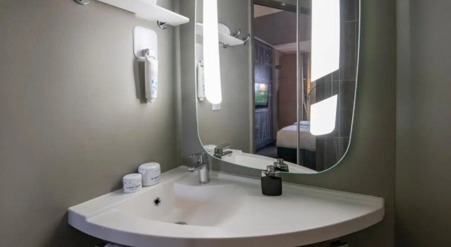 Семейный номер Standard ibis Pontorson Baie Du Mont Saint Michel