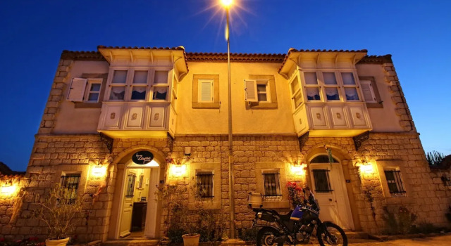 By Zeyno Butik Otel, Rezerwuj Hotel Çeşme Izmir