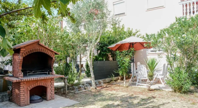 Апартаменты с видом на сад Apartments Kapovica 30b