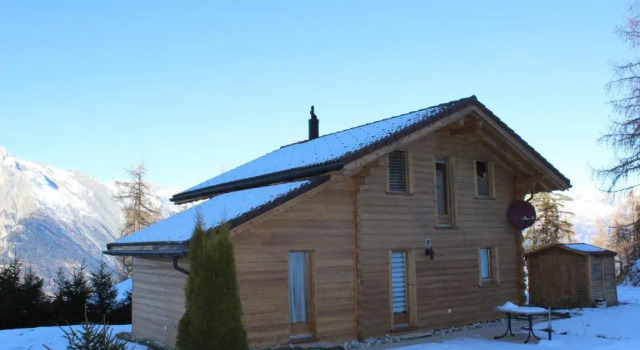 Chalet Mon Sousou, Rezerwuj Chalet Hotele w 4 Valleys z parkingiem, Parking