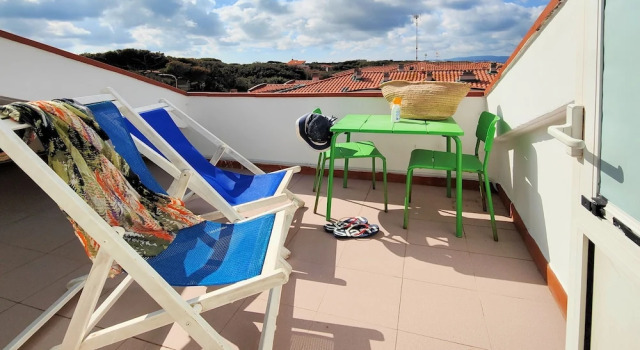 Апартаменты c 1 комнатой с балконом и с видом на море Sea view and ground floor Apartments le Dune