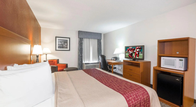 Двухместный номер Superior Red Roof Inn & Suites Newnan