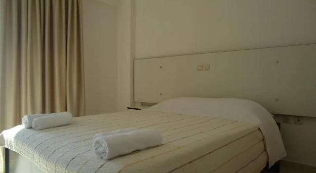 Balkonlu Standart aile oda Rondos Hotel