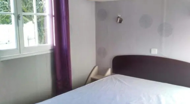 Mobilhome Plouguerneau, Забронировать Отель Отели Плугерно с парковкой, Парковка