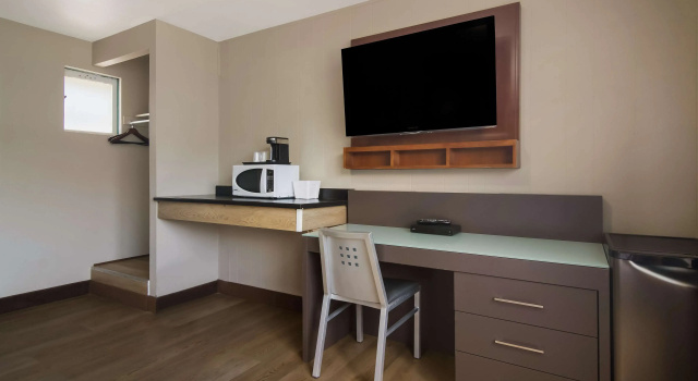 Двухместный номер Standard Canadas Best Value Inn & Suites Kamloops
