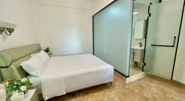 Люкс с 4 комнатами с видом на море Gold Coast Seaview Homestay
