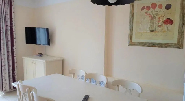 Maison Grospierres, 3 pièces, 6 personnes - FR-1-382-7