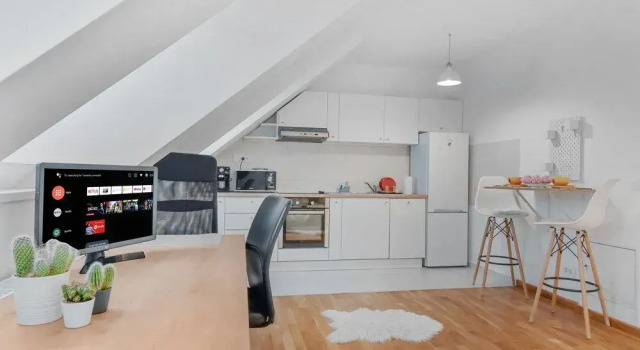 Attic Studio near Carol Park