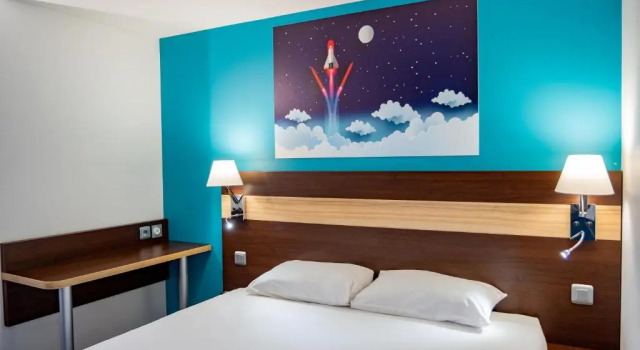 Двухместный номер Standard Contact Hotel Restaurant La Chaumière entre Orgeval et Flins A13 sortie 8