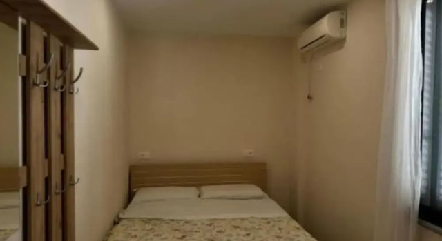 Tirent Apartment - Cozy Bedrooms Stay by Golem Beach.
