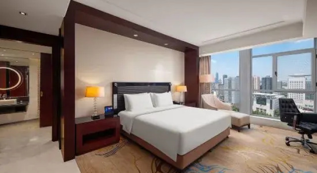 Люкс Executive Noble International Hotel