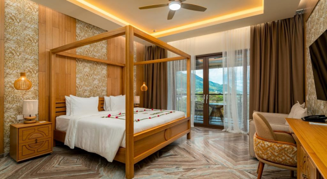 Номер Deluxe с частичным видом на океан Курортный отель Gardens Hill Resort & Spa