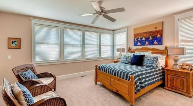 Коттедж Footprints In The Sand 4 Bedroom Holiday Home By Bald Head Island