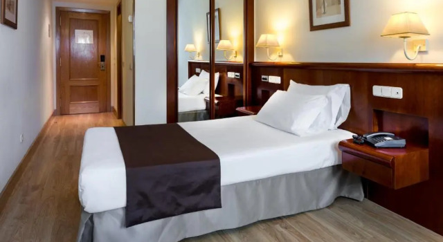 Одноместный номер Standard 1881 Madrid Ventas Hotel