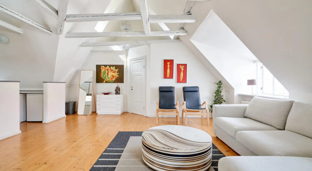 ★Bright Apartment · Next  to Tivoli · Heart of CPH★, Забронировать Апартаменты/квартира Копенгаген Остров Зеландия, рядом с Памятник Гансу Христиану Андерсену