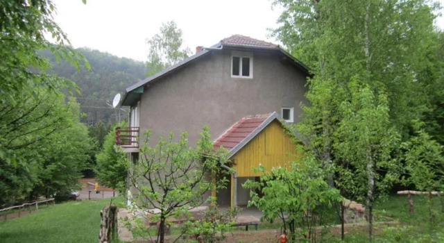 Guest House Floare, Забронировать Гостевой дом Карансебеш Караш-Северин
