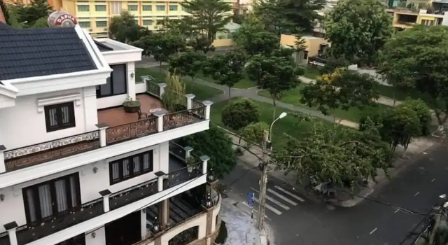 Nhu Y Hotel, Забронировать Отель Binh Tan District 